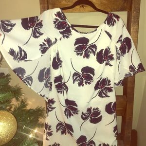 Ark & co; short, wing sleeved dress. Never worn!